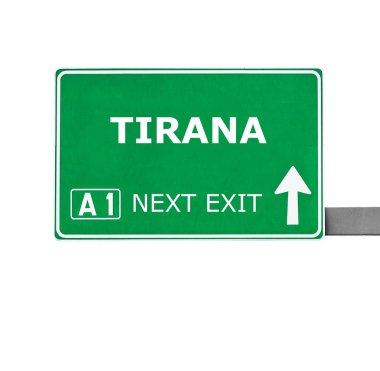 Tiran yol işaret üzerine beyaz izole