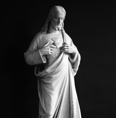 İsa İsa heykeli siyah arka plan