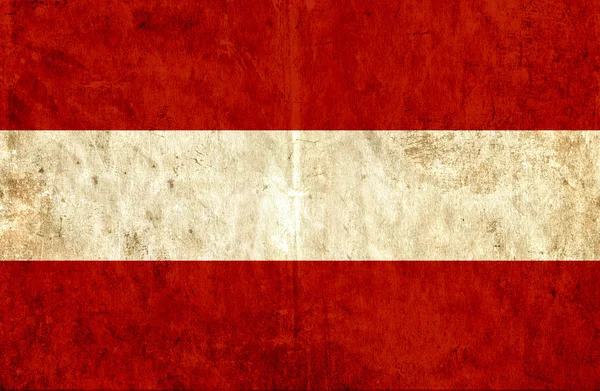 奥地利的又脏又臭的纸制国旗 — 图库照片