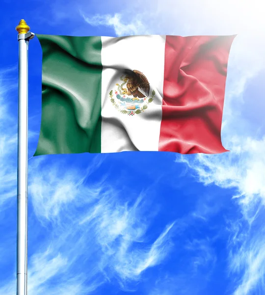 Céu azul e mastro com bandeira acenando enforcada do México — Fotografia de Stock