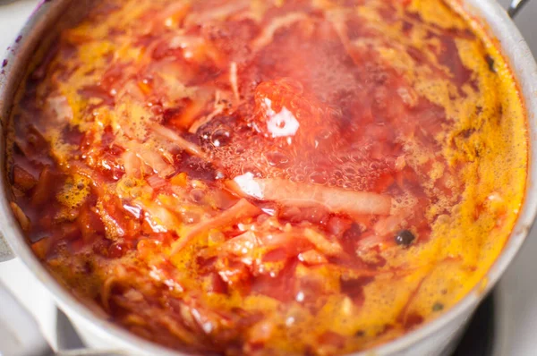 Παρασκευή Ντοματόσουπας Που Βράζει Τηγάνι — Φωτογραφία Αρχείου
