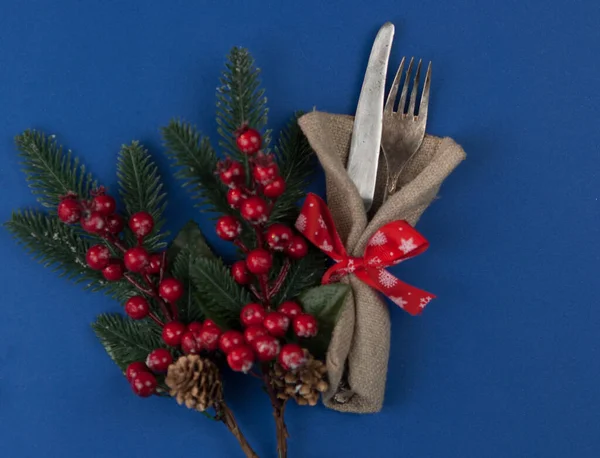 Ajuste Lugar Navidad Con Platería Vintage Servilleta Cinta Sobre Fondo — Foto de Stock