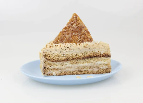 Tranche Gâteau Aux Amandes Avec Crème Pâtissière Garniture Crème Sur — Photo