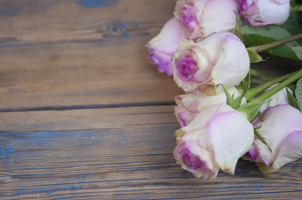 Rosa Rosor Trä Bakgrund Mödrar Dag Rosor Bukett Rosa Rosor — Stockfoto