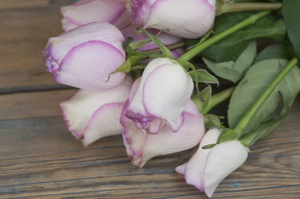 Ροζ Τριαντάφυλλα Φόντο Ξύλου Ημέρα Των Μητέρων Τριαντάφυλλα Μπουκέτο Ροζ — Φωτογραφία Αρχείου