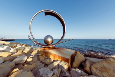 Limasol Molos bölgesinde deniz manzarası. Kıbrıs