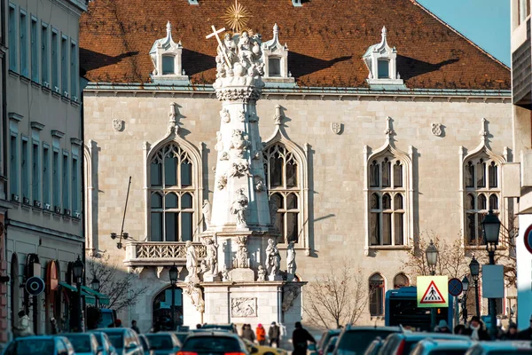 Heilige Drie Eenheid Zuil Buiten Matthias Kerk Boedapest — Stockfoto