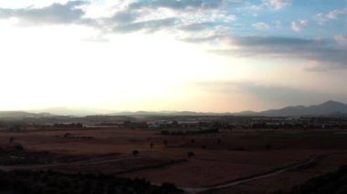 Gizli Cennet Koyu 'ndaki Rocky Cliffs manzarası. Alaminos, Larnaca İlçesi, Kıbrıs