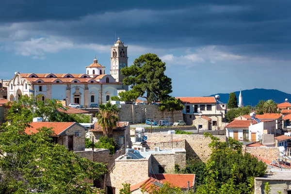 Kıbrıs 'ta Timios Stavros kilisesi ile Lefkara köyü