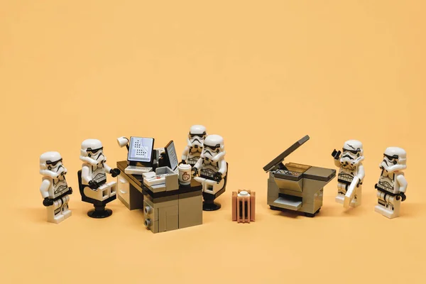 Stormtroopers Escritório Conceito Situações Negócios Editorial Ilustrativo Junho 2021 Imagens De Bancos De Imagens