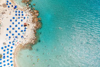 Ünlü Konnos Körfezi Sahili 'nin yukarıdan görünüşü. Famagusta İlçesi, Kıbrıs