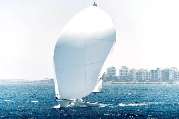 Zeilboot Tijdens Een Regatta Middellandse Zee — Stockfoto