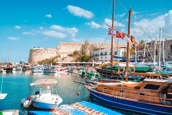 Kıbrıs Rum Kesimi Nin Kyrenia Limanında Gemi Yolcu Gemileri — Stok fotoğraf
