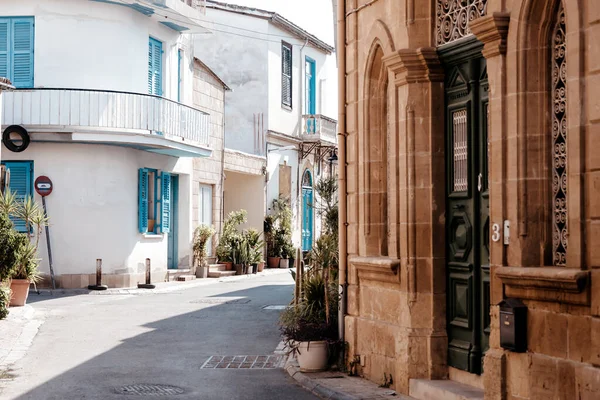 Úzká Prázdná Ulice Staré Čtvrti Nikósie Kypr — Stock fotografie