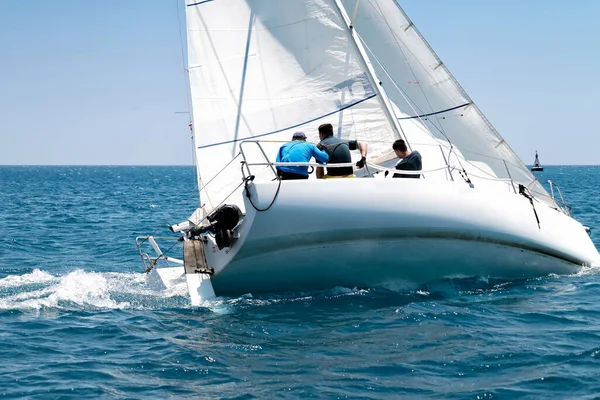 Tripulação Vela Veleiro Durante Regata — Fotografia de Stock