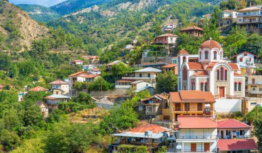 panoramik manzaralı köy Moutoullas. Nicosia bölgesi. Cypr