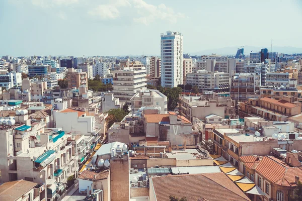 Hoge hoek uitzicht op Nicosia stad. Cyprus — Stockfoto