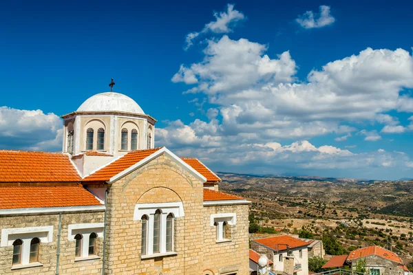 Kilise, Ayia Marina Dora Köyü'nde. Limasol Bölgesi, Kıbrıs — Stok fotoğraf