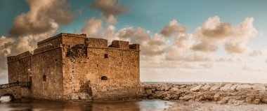 Pafos fort. Panoramik görünümü. Kıbrıs