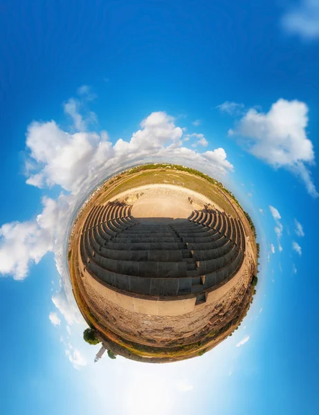 Starożytne Odeon. Dystrykt Pafos. Cypr. Mała planeta — Zdjęcie stockowe