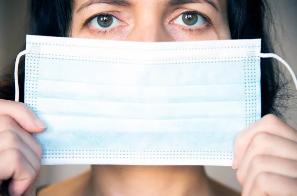 Woman Wearing Virus Protection Mask Prevent Others Corona Covid Infection — Stock Photo, Image