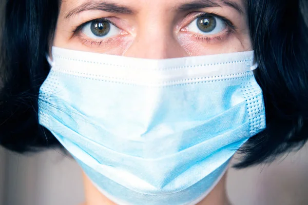 Woman Wearing Virus Protection Mask Prevent Others Corona Covid Infection — Stock Photo, Image