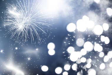 Yeni yılda havai fişekler ve kopyalama alanı - soyut tatil arkaplanı