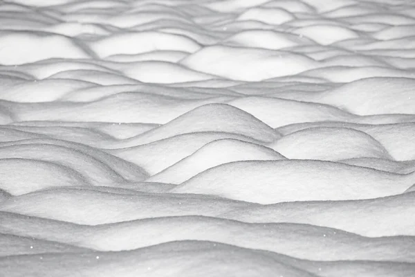 Přirozené Zimní Pozadí Závějemi Sněhu Abstraktní Tvary Sněhová Textura — Stock fotografie
