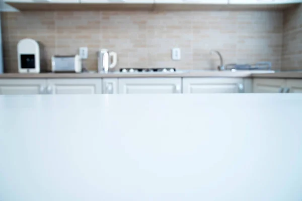 Mutfağın Içi Masası Bulanık Arkaplanı — Stok fotoğraf