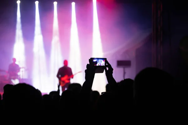 Crowd Concert Cheering Crowd Bright Colorful Stage Lights — Stock Photo, Image