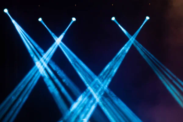 Światło Scena Kolorowymi Reflektorami Dymem Scena Koncertowa Teatralna — Zdjęcie stockowe