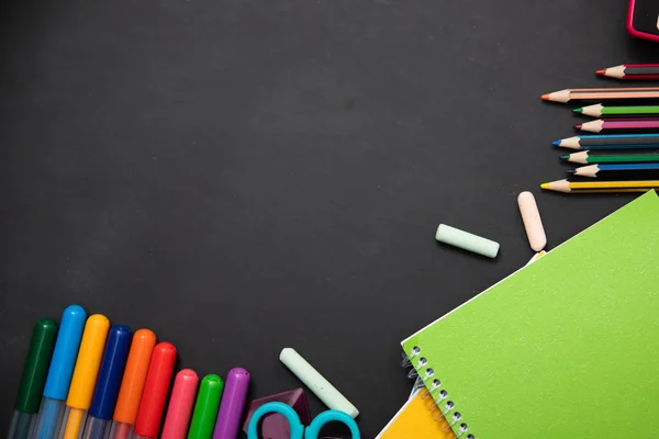 Bildung Zurück Zum Schulkonzept Schulbedarf Tafel Mit Kopierraum — Stockfoto