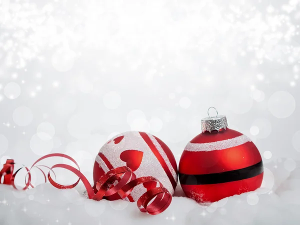 Noel arka plan kırmızı süslemeleri ile — Stok fotoğraf