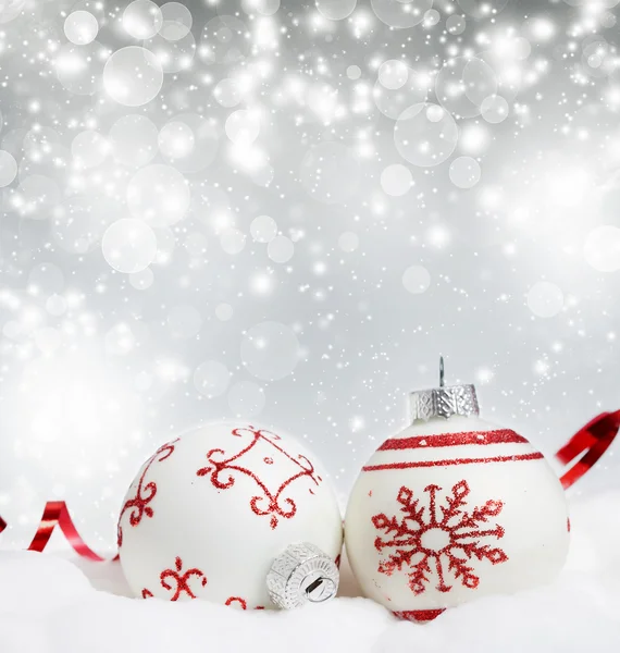 Kerstmis achtergrond met rode decoraties — Stockfoto