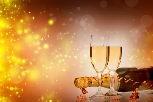 Champagne mot jul bakgrund — Stockfoto