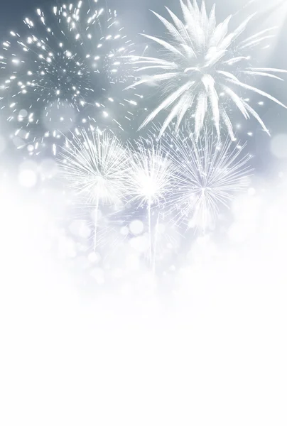 Feiertags-Hintergrund mit Feuerwerk — Stockfoto