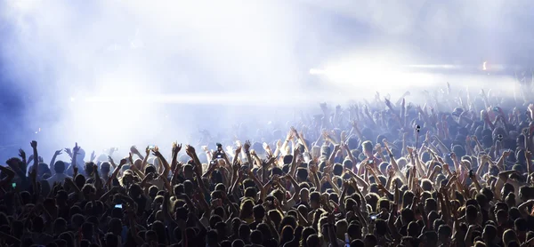 Πλήθος σε συναυλία — Φωτογραφία Αρχείου