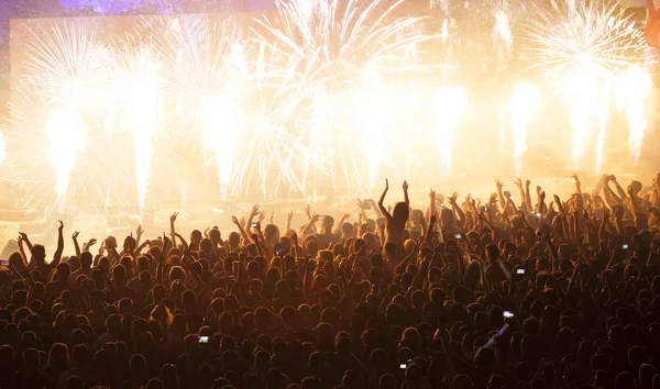 Enorme torcida no concerto — Fotografia de Stock