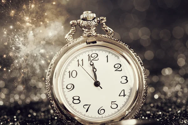 Old watch pointing midnight - New Year concept — Stock Photo, Image