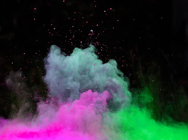 Εκτόξευση πολύχρωμης σκόνης. — Φωτογραφία Αρχείου