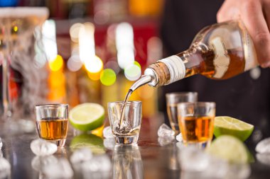 Aşısı çubuğundaki Resepsiyon.