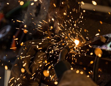 İşçi koruma maskesi.