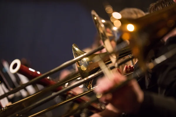 Orchestra sinfonica sul palco . — Foto Stock