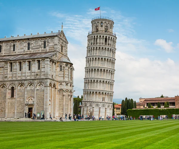 Eğik Pisa Kulesi, İtalya — Stok fotoğraf