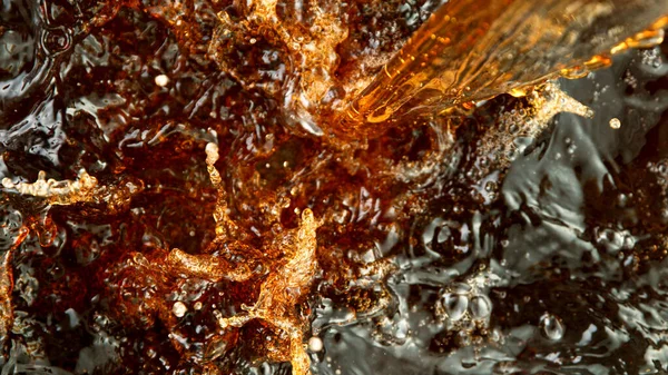 Close-up van ijsthee, cola of bier, abstracte top down achtergrond — Stockfoto