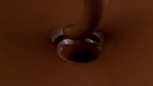Super slow motion di cioccolata calda. — Video Stock