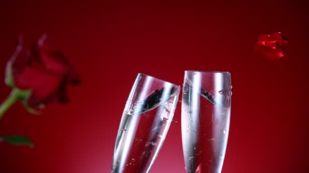 Super Slow Motion of Two Champagne Flutes — Stockvideo