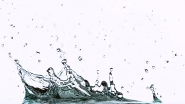 Süper Yavaş Hareket Vuruşu Su Sıçratma 1000fps