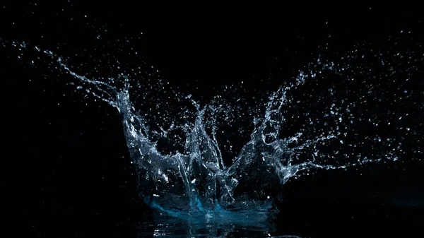 Movimento di congelamento di spruzzi d'acqua. — Foto Stock