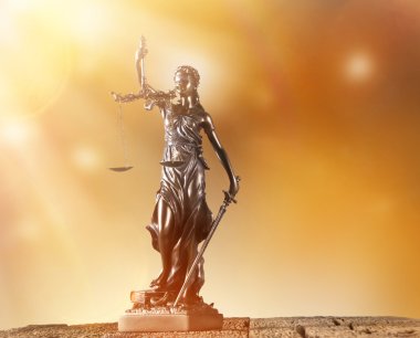 Themis spotlight içinde